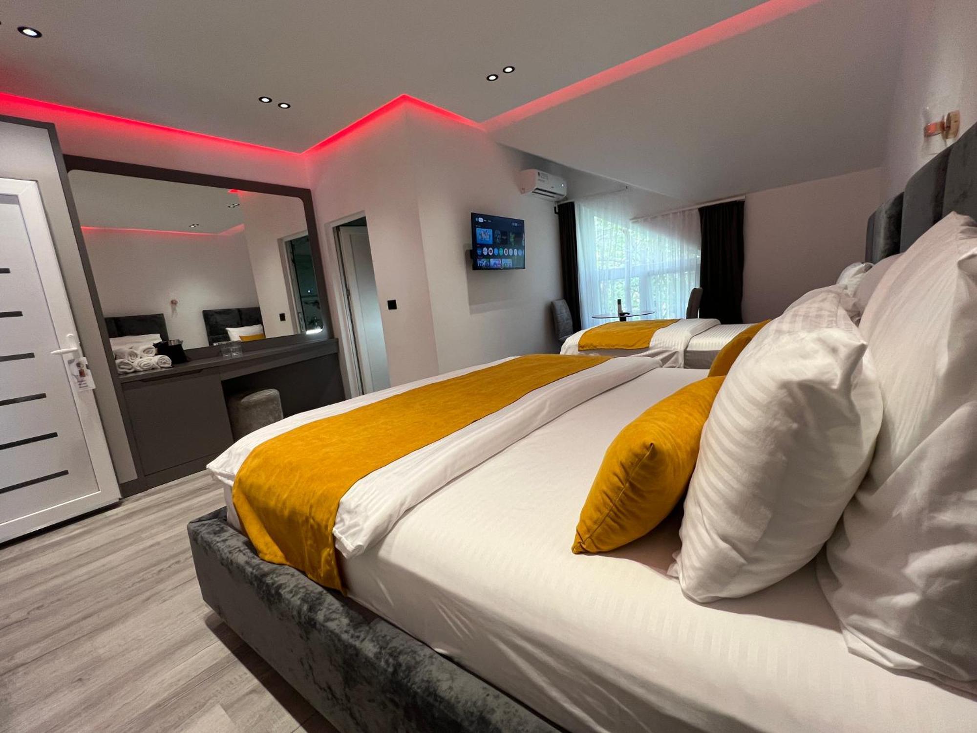Breezy Hotel Valbone Zewnętrze zdjęcie